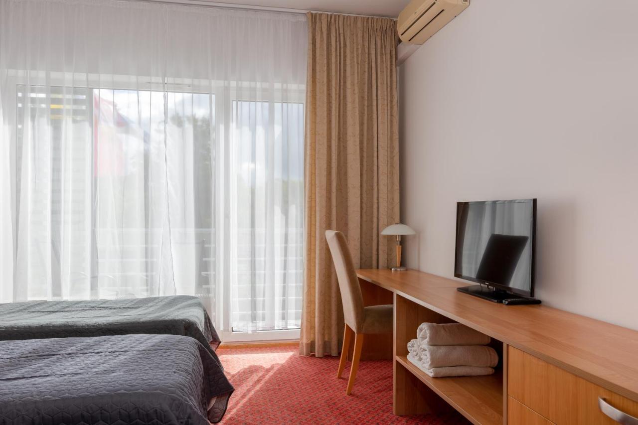Raadimoisa Hotell Tartu Esterno foto