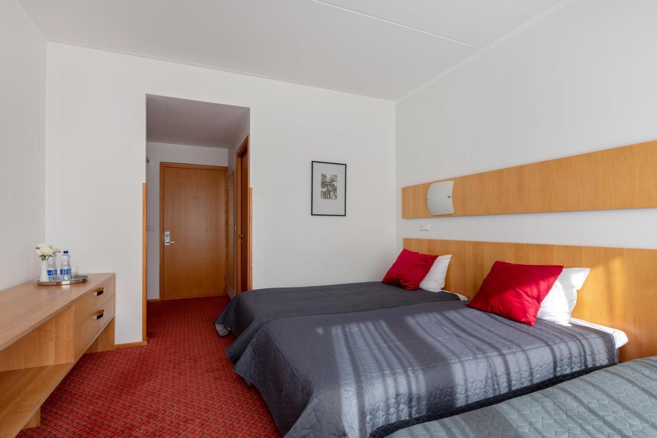 Raadimoisa Hotell Tartu Esterno foto