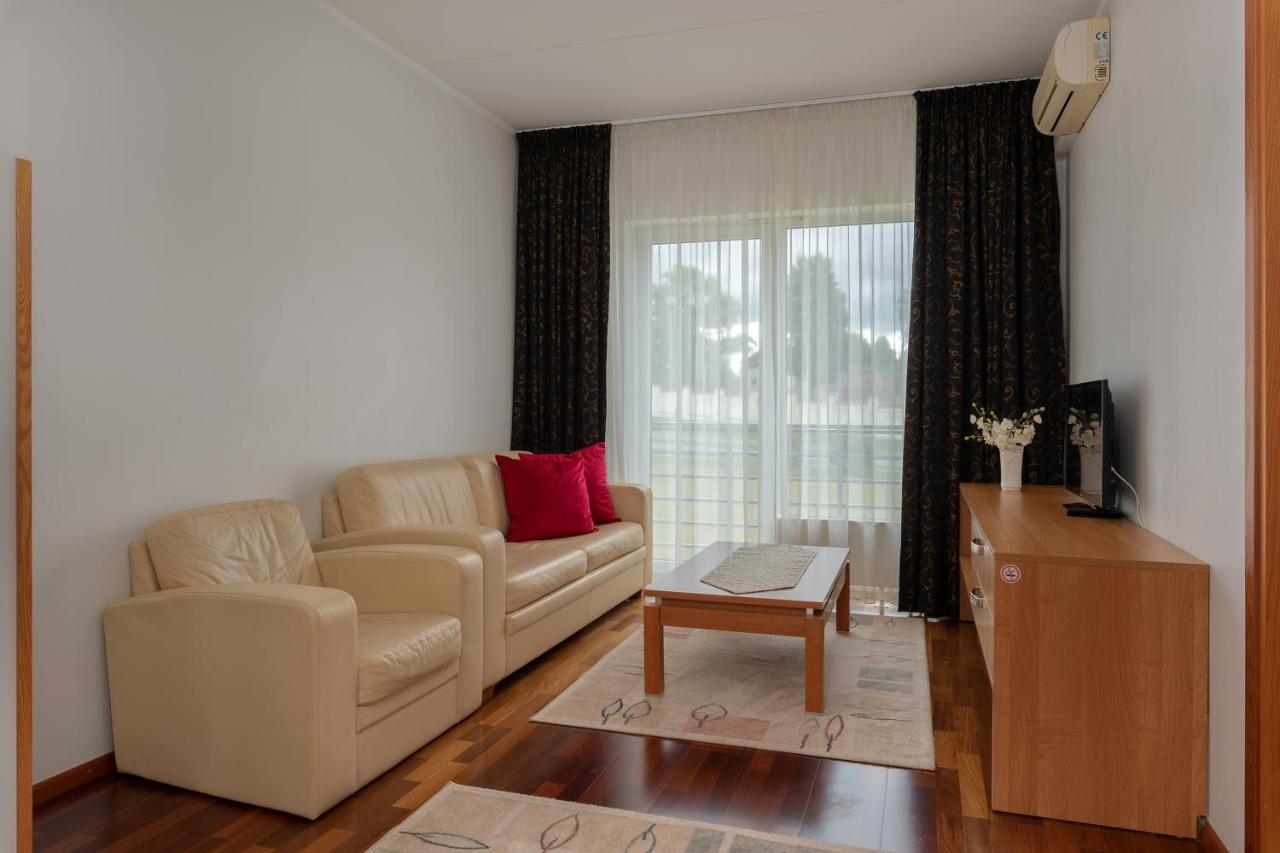 Raadimoisa Hotell Tartu Esterno foto