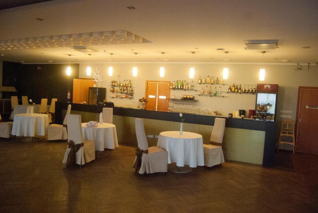 Raadimoisa Hotell Tartu Esterno foto