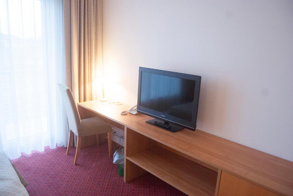 Raadimoisa Hotell Tartu Esterno foto