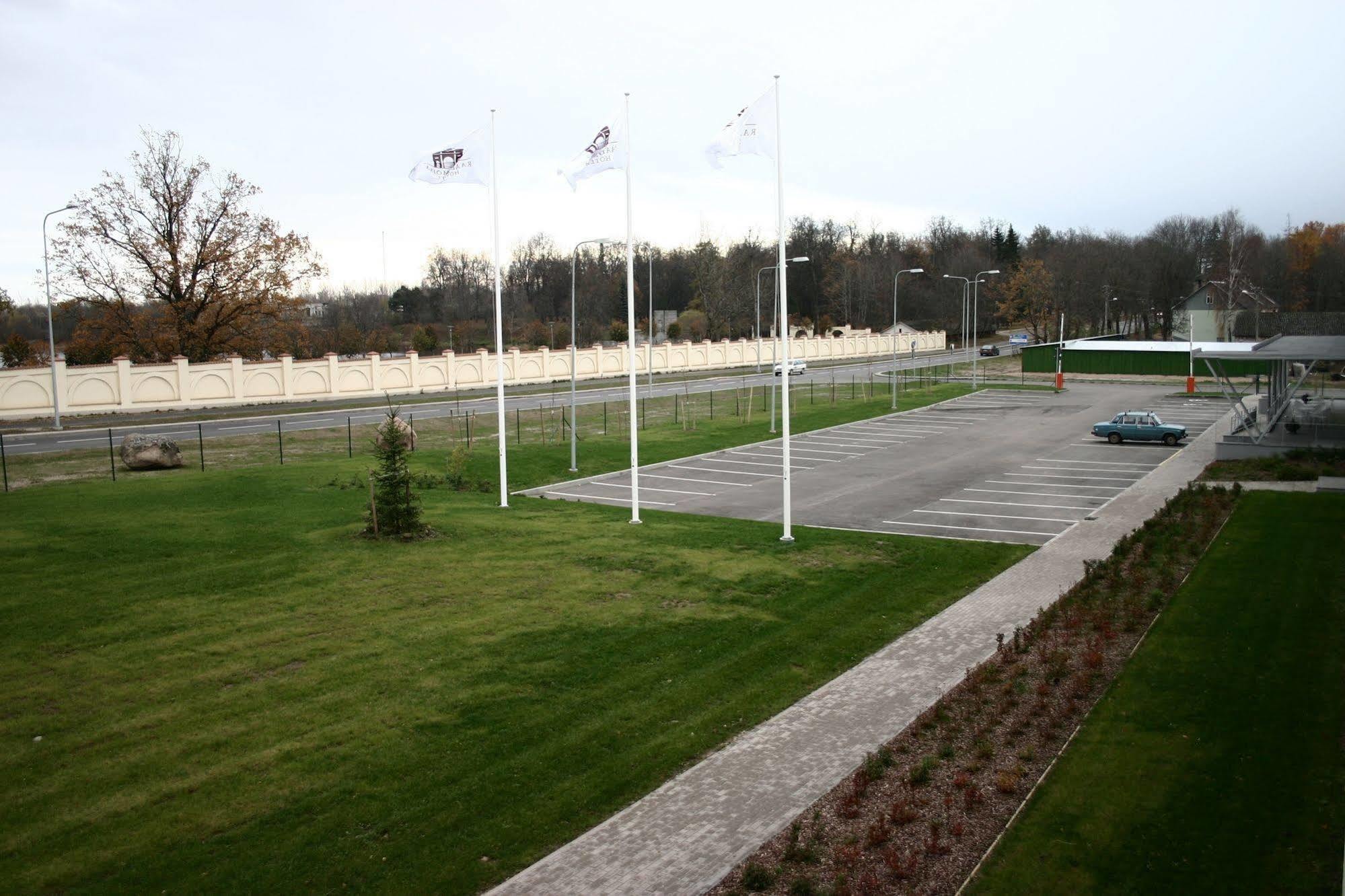 Raadimoisa Hotell Tartu Esterno foto