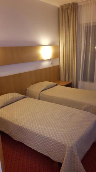 Raadimoisa Hotell Tartu Esterno foto